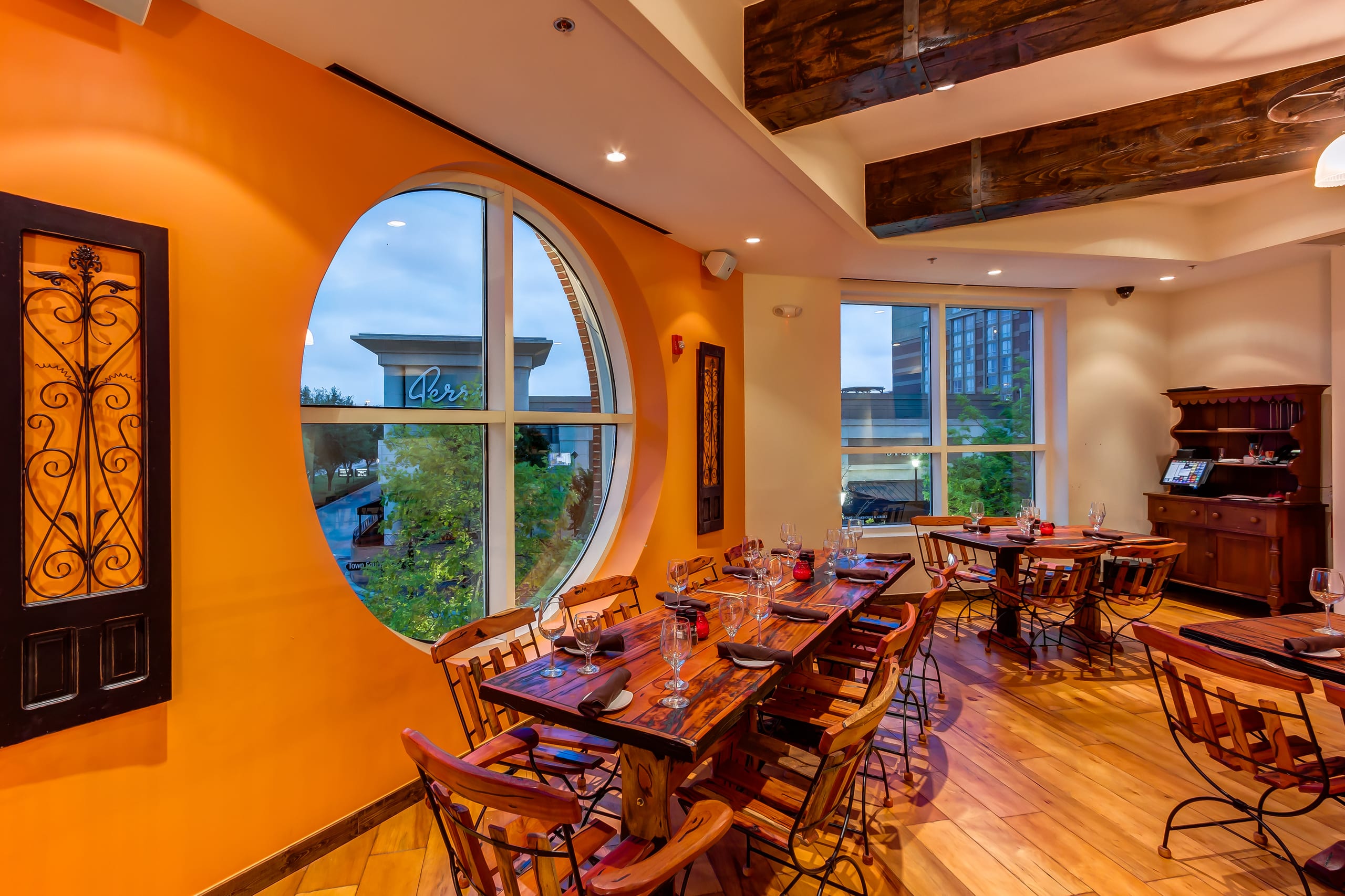 TDF Restaurant — image 7
